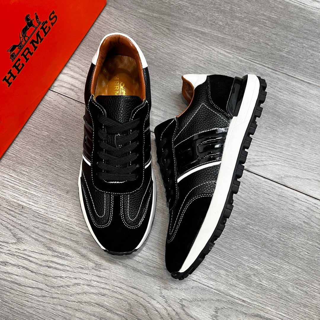 H**me5 Trail Sneaker Black