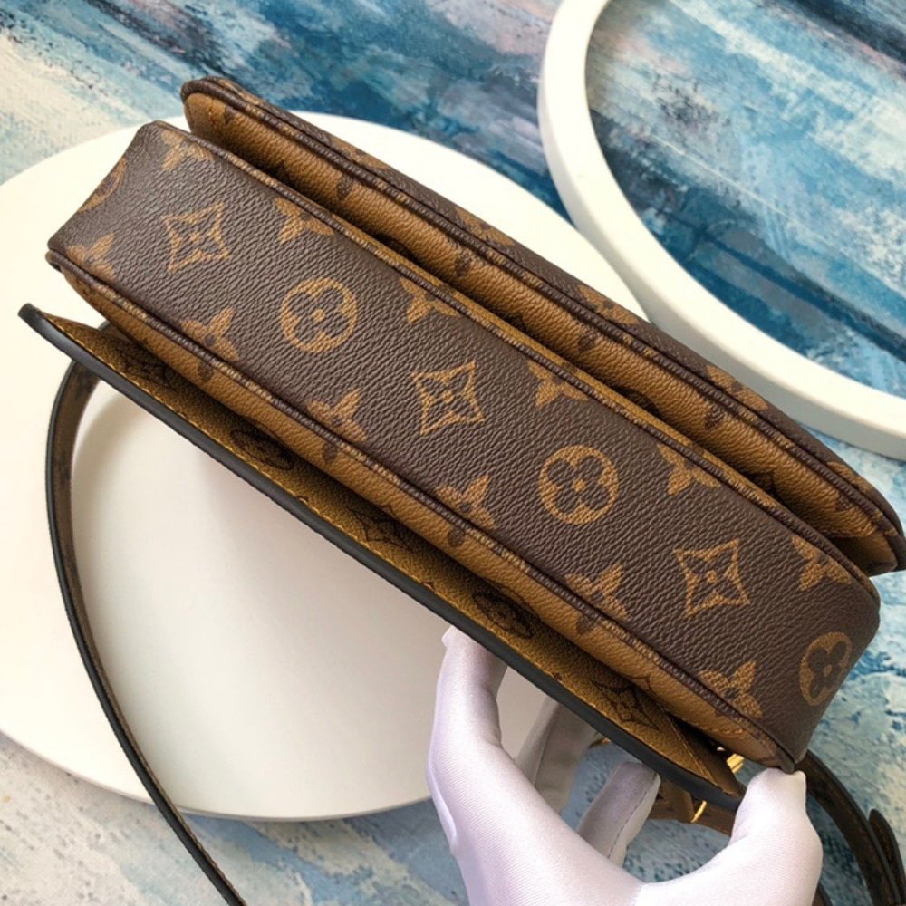 [S*per Vip 1:1] L0vis Vvtt0n Pochette Métis Monogram Reverse Canvas 25Cm M44876