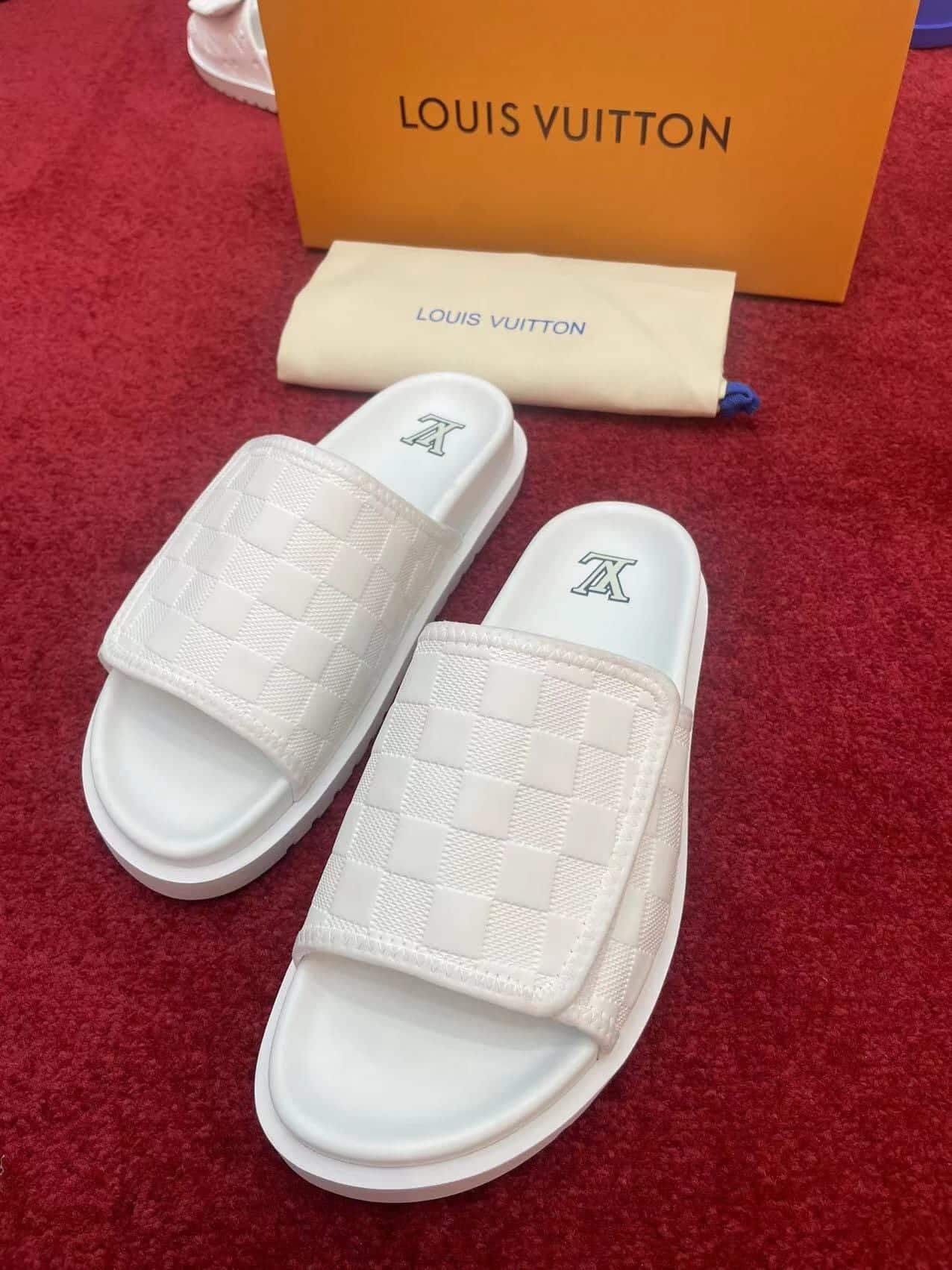 L0vis Vvtt0n Damier Flat Slides White
