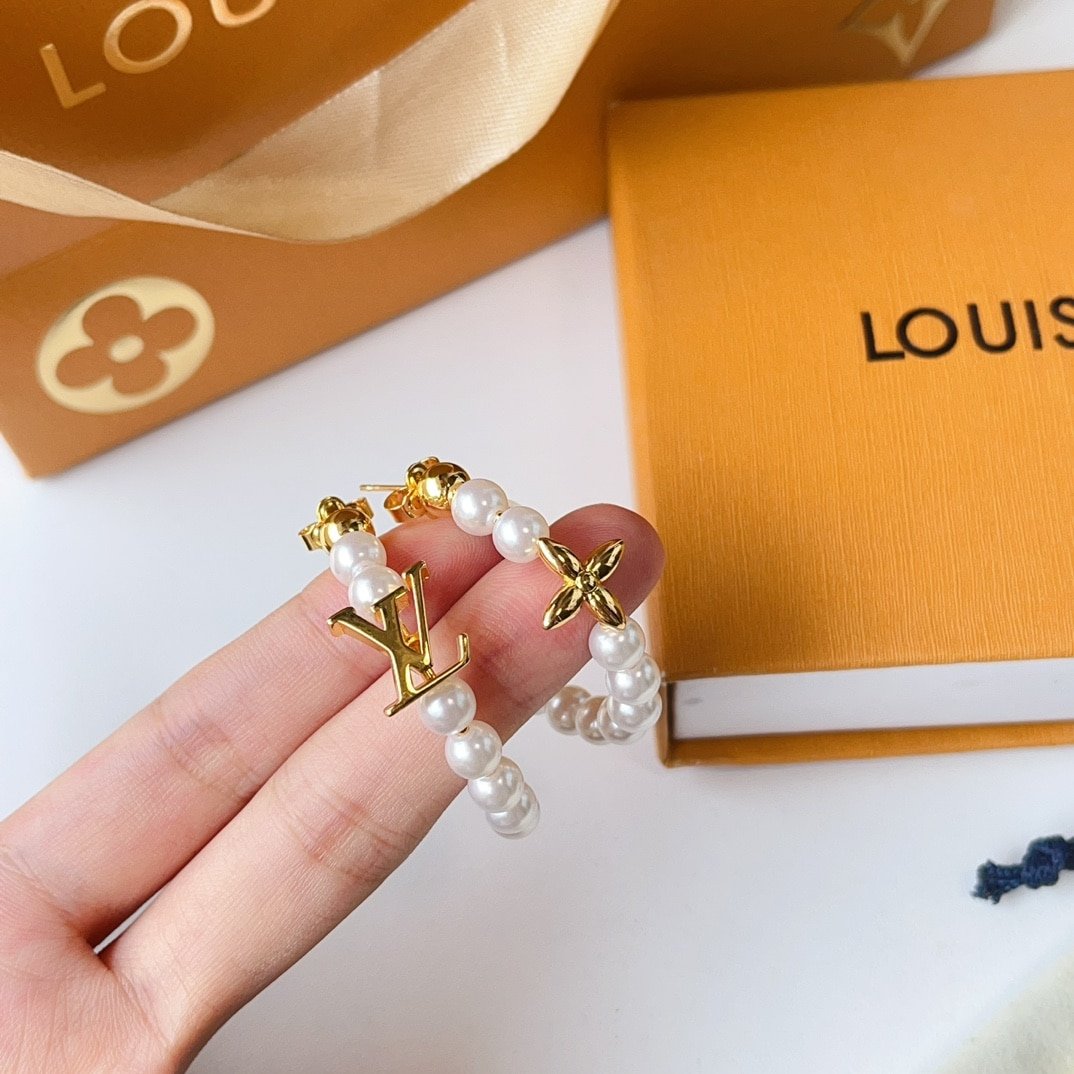 L0vis Vvtt0n My Lv Pearl Earrings Gold M01988