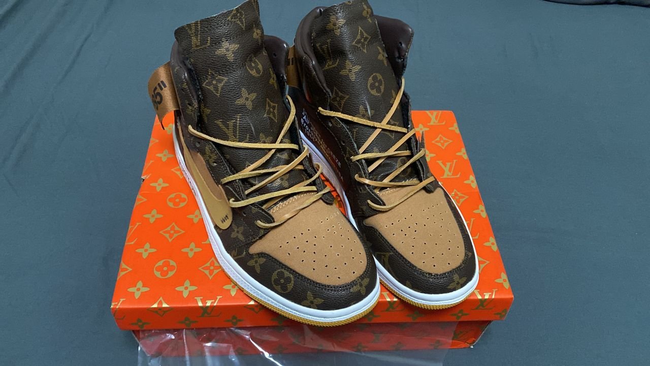 L0vis Vvtt0n X Air Jordan 1 Off White Monogram Canvas Aq0818-158