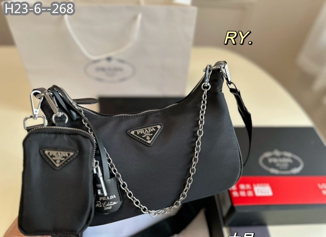 Pra*a Re Edition 2005 Re Nylon Bag Black 26Cm
