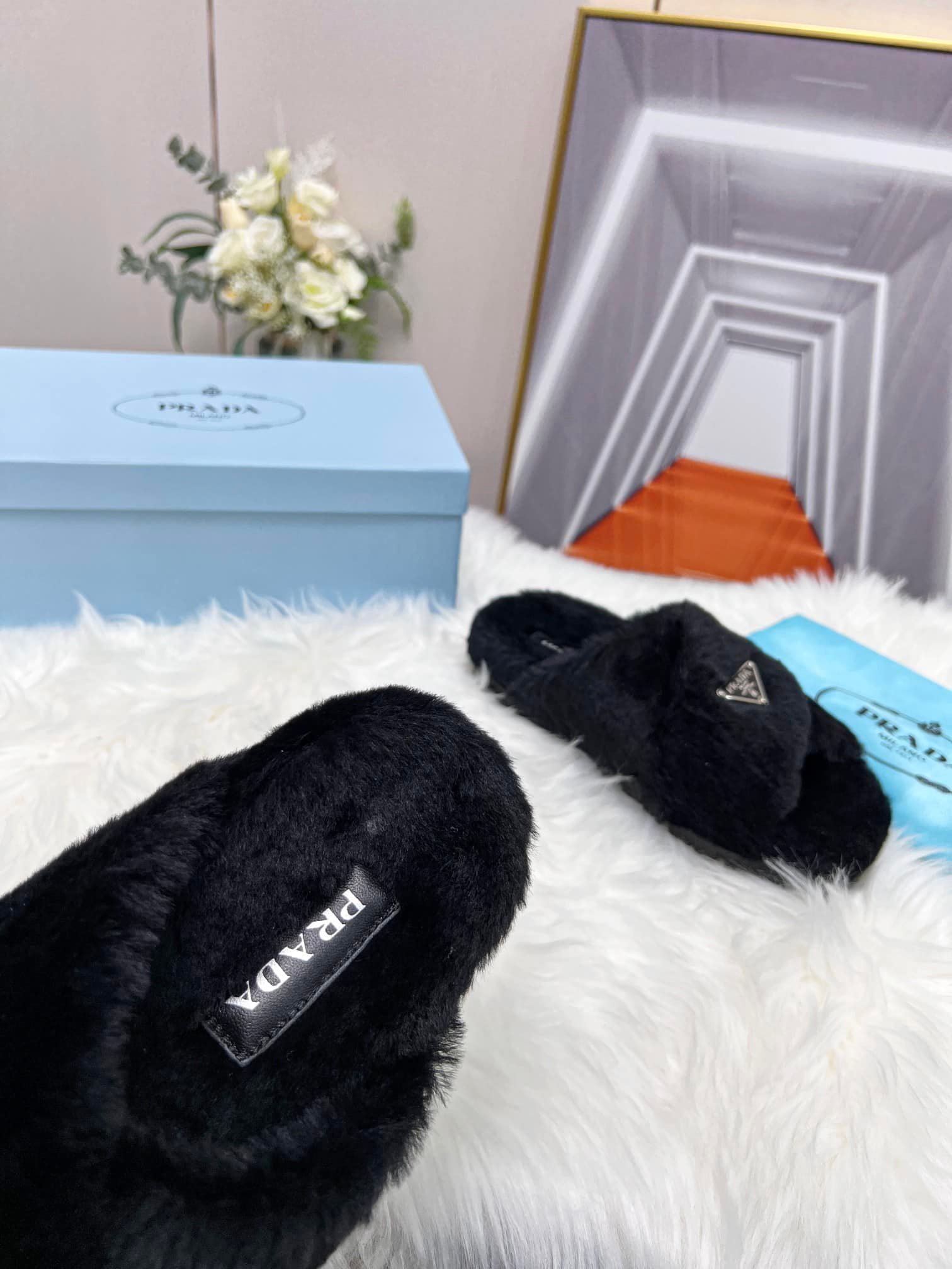 Pra*a Petal Black Terrycloth Sippers