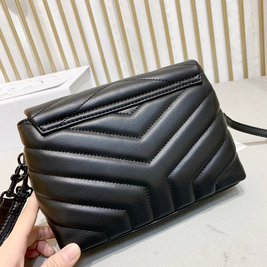 Sa1nt Lau*nt Loulou Toy Strap Bag In Quilted Y Leather With Black Hardware