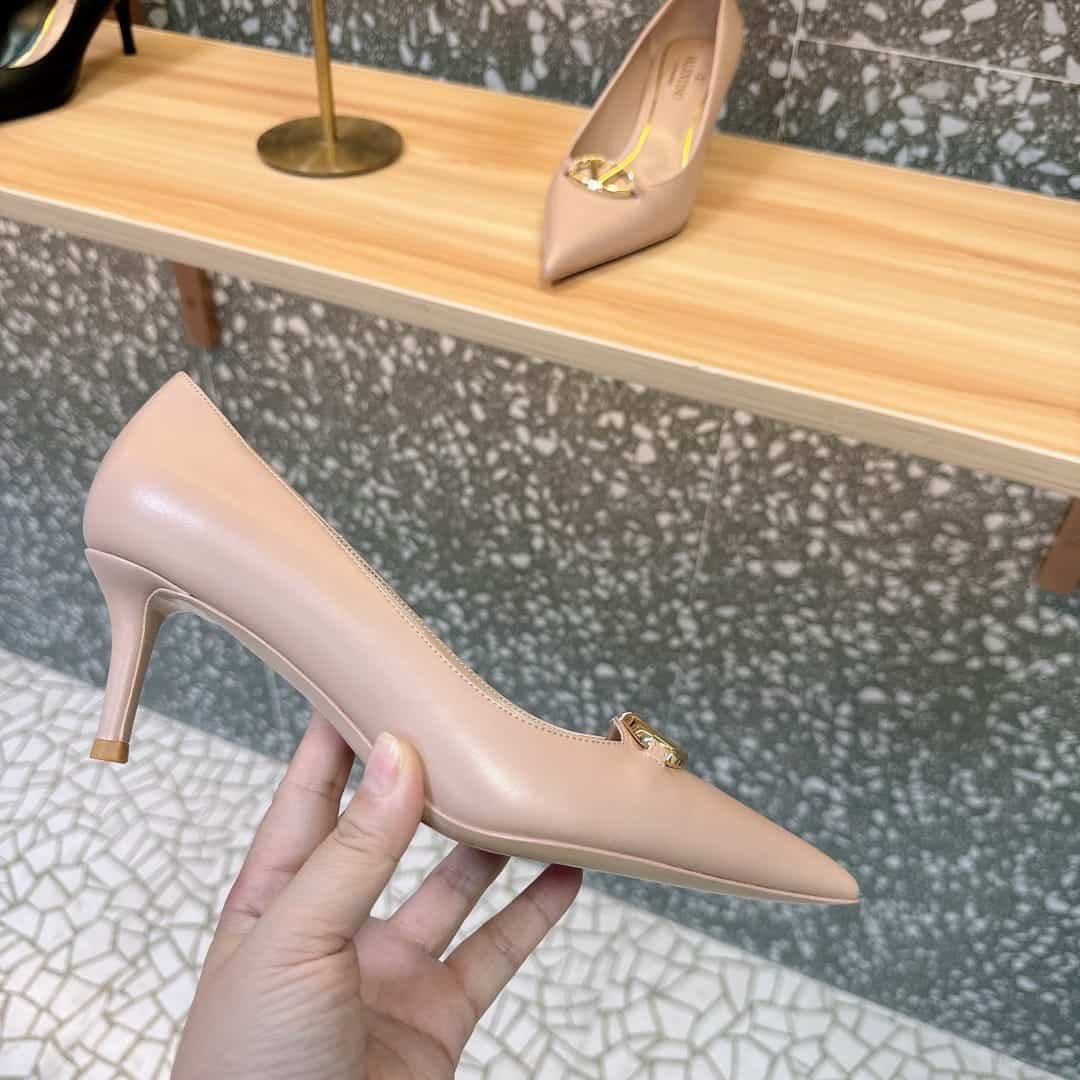 Va1e*ntin0 Garavani Vlogo Patent Leather Slingback Pump Pink