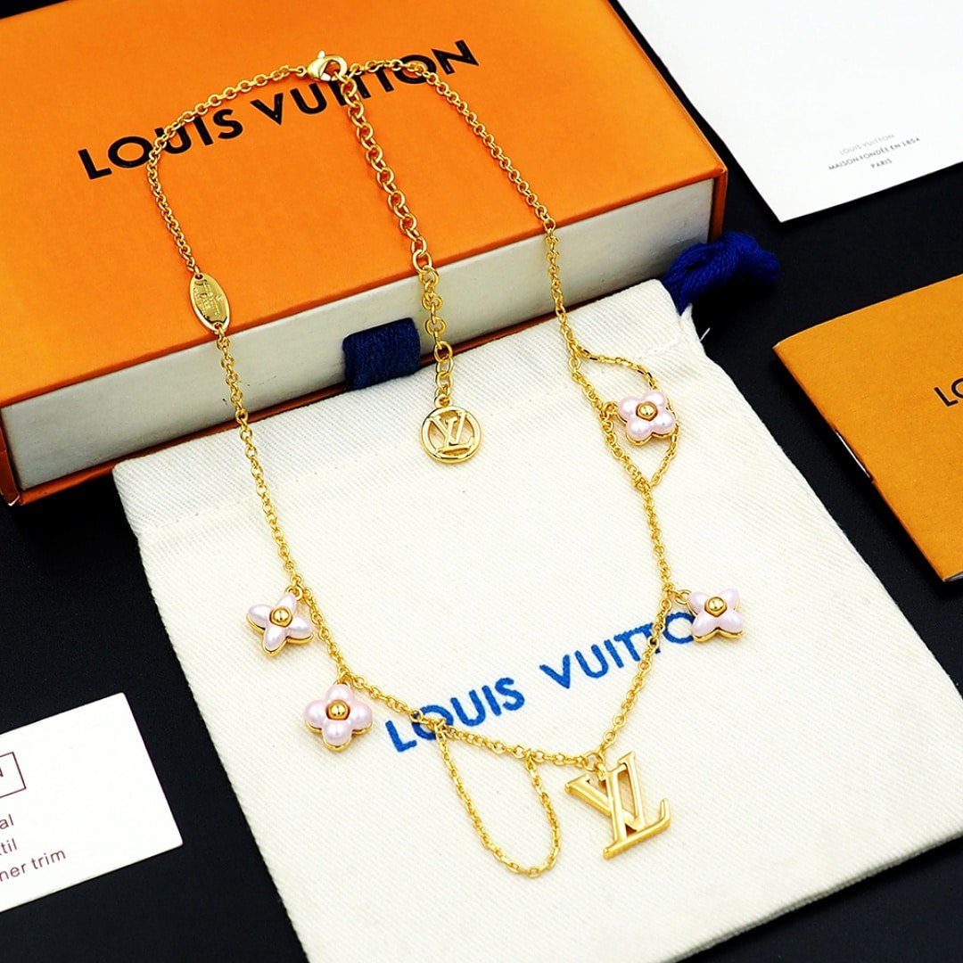 L0vis Vvtt0n Lv Floragram Necklace Gold M03016