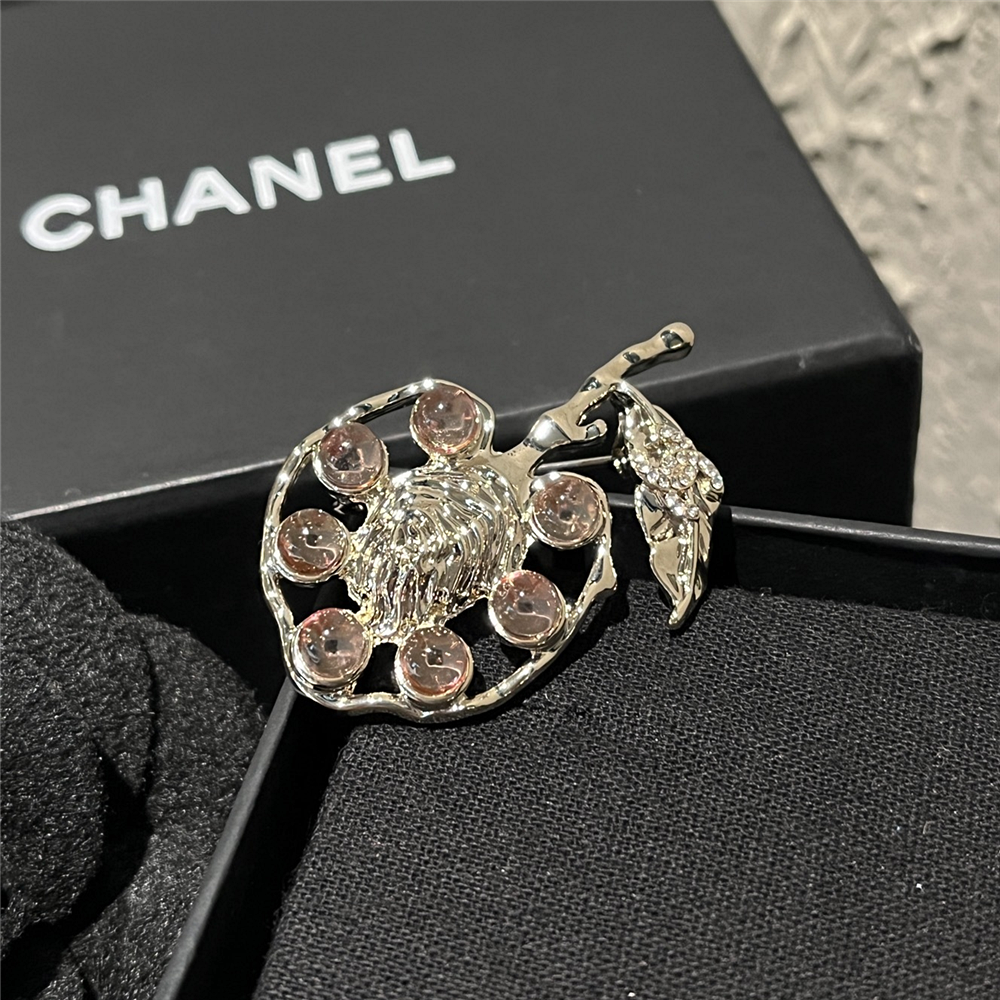 Ch**el Brooch Metal Glass And Strass Gold Pink Abf985 B21163 U2156