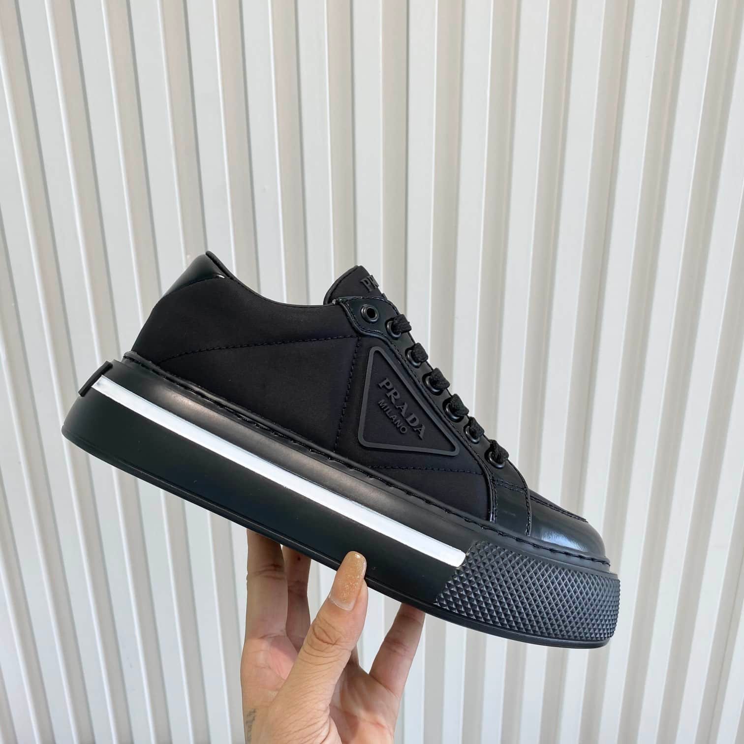 Pra*a Macro Re-Nylon And Brushed Leather Sneakers Black 2Eg3763Lf5F0632