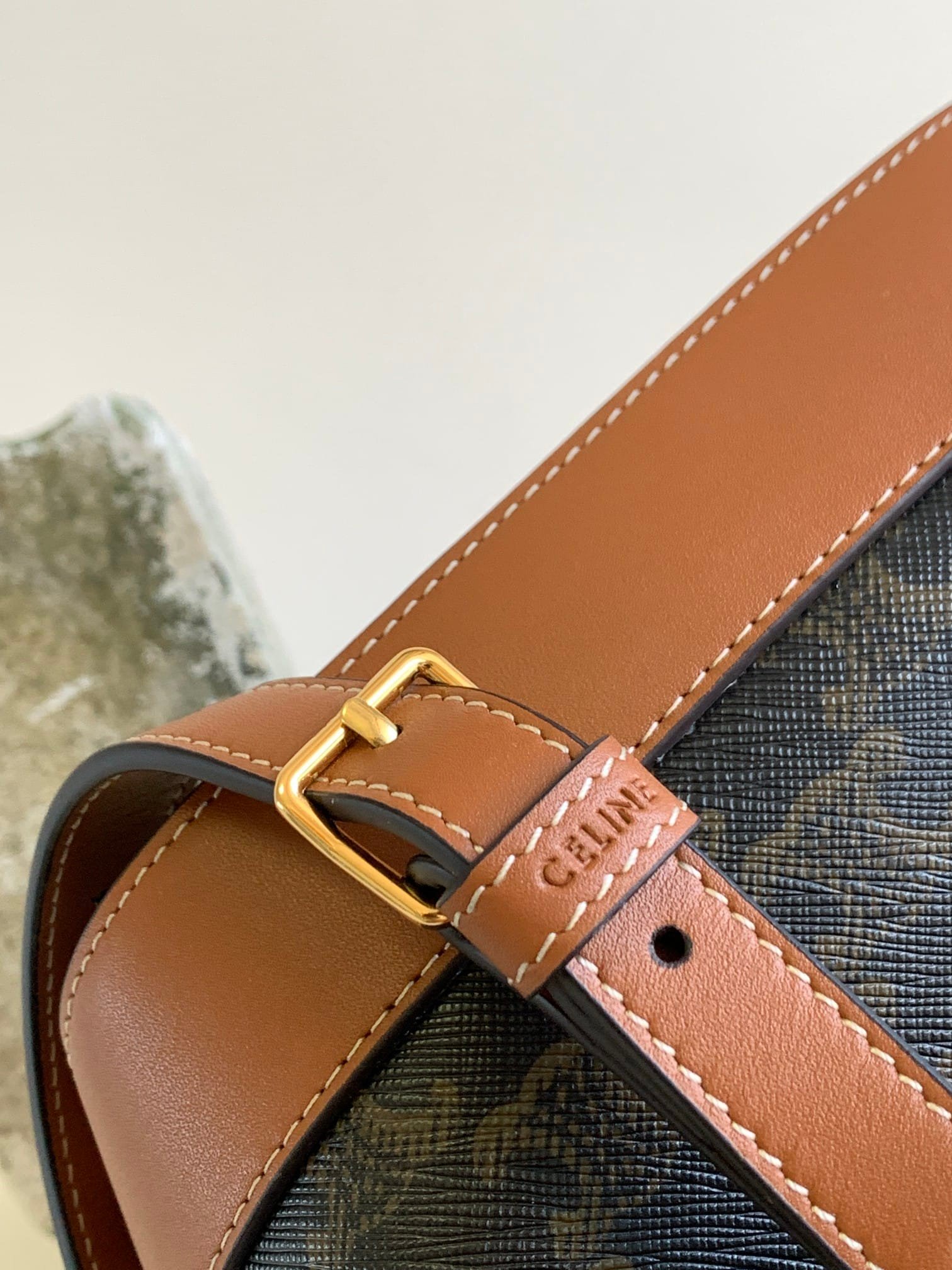 Ce1i*e Cuir Triomphe Canvas And Calfskin Ce1i*e Print Tan